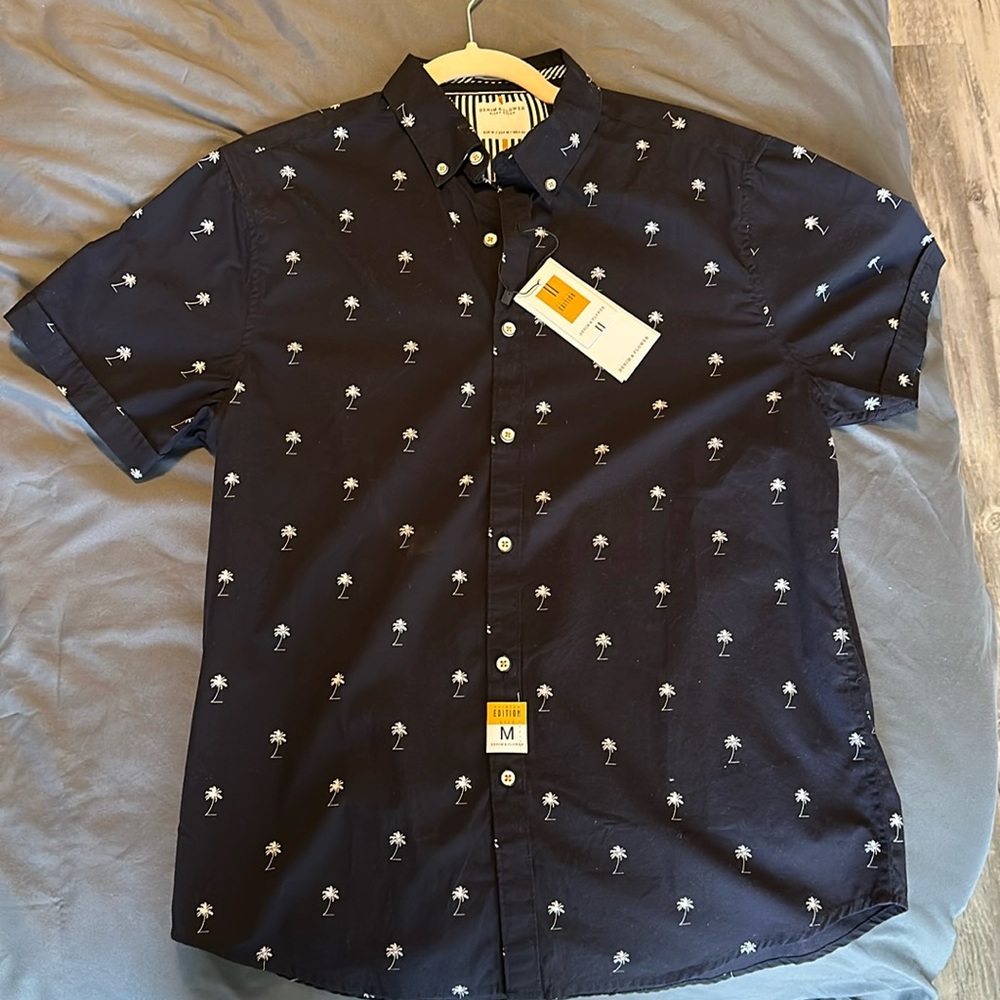 Button shirt, denim & flowers
